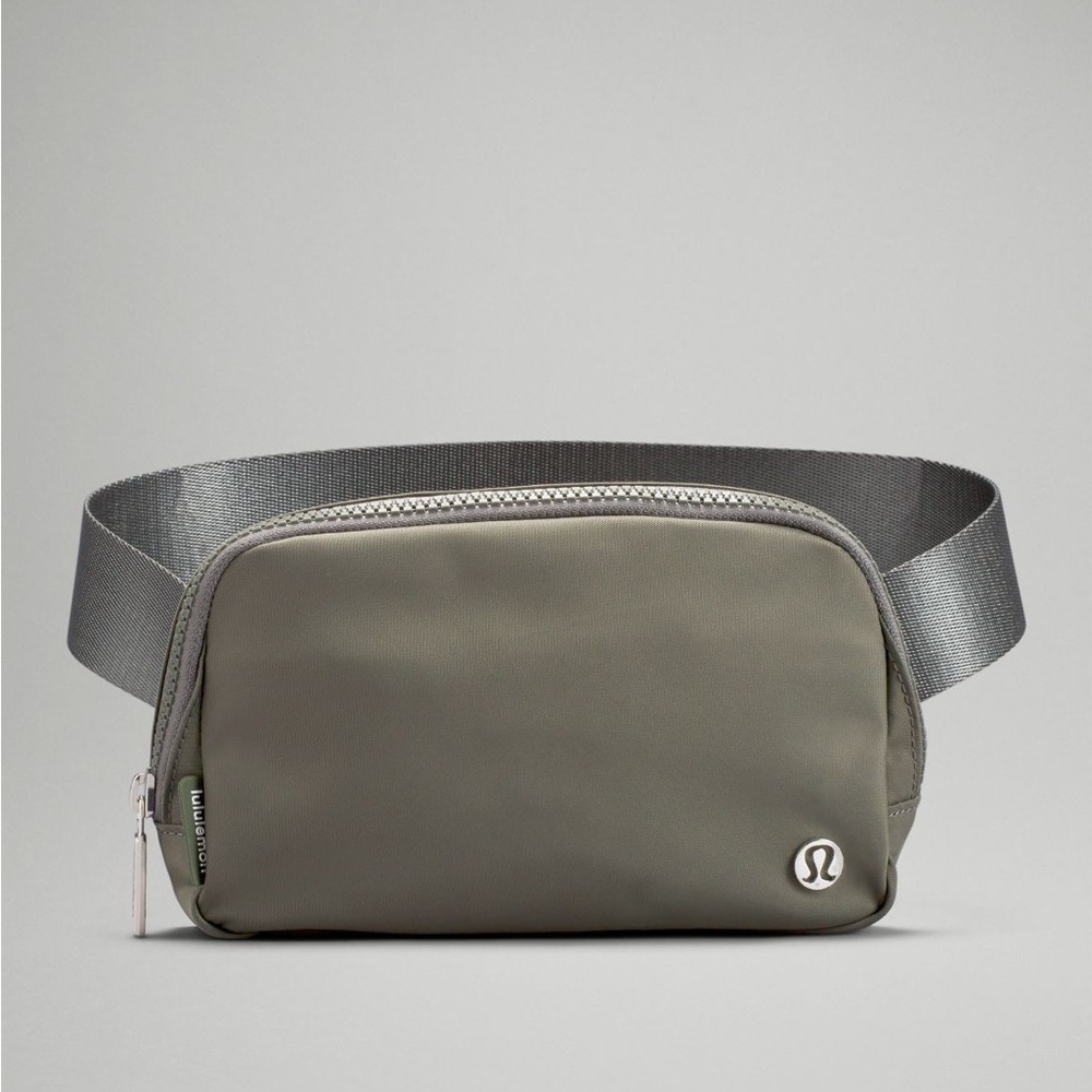 48. NWT Lululemon Everywhere Belt Bag Grey Sage